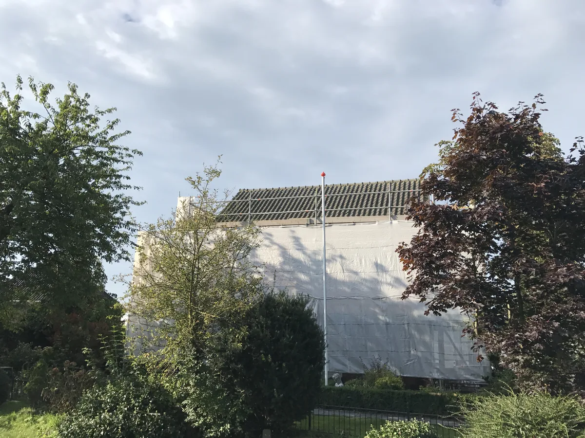 Dakrenovatie & Stucen buitengevel Rijsenhout, foto 2