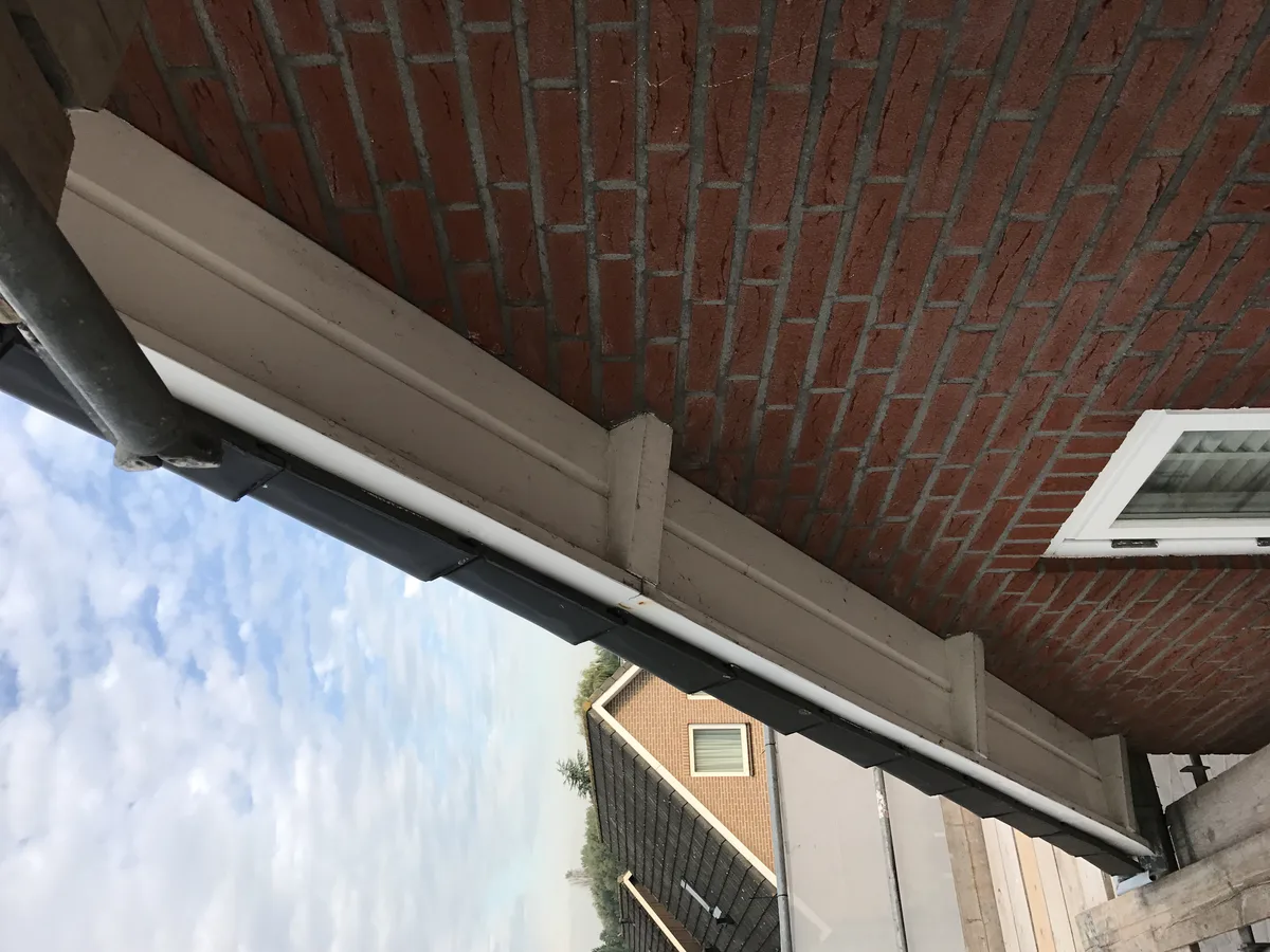 Dakrenovatie & Stucen buitengevel Rijsenhout, foto 4